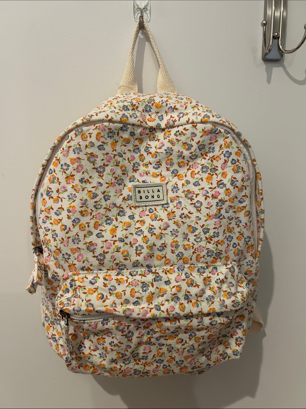 NWT Billabong Cream Floral Mini Mama Backpack